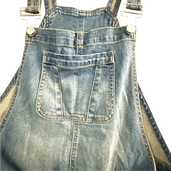 Indigo Blue Women's Maternity Denim Overall Shorts - Picture 7 of 9